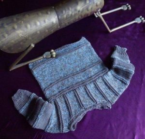 Pulli mit Blechhund